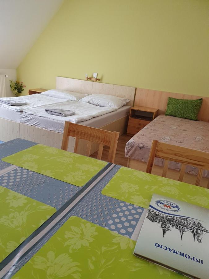 Laguna Apartmanhaz Хевіз Екстер'єр фото