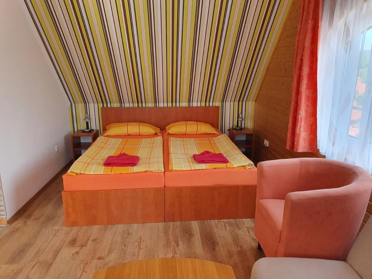 Laguna Apartmanhaz Хевіз Екстер'єр фото