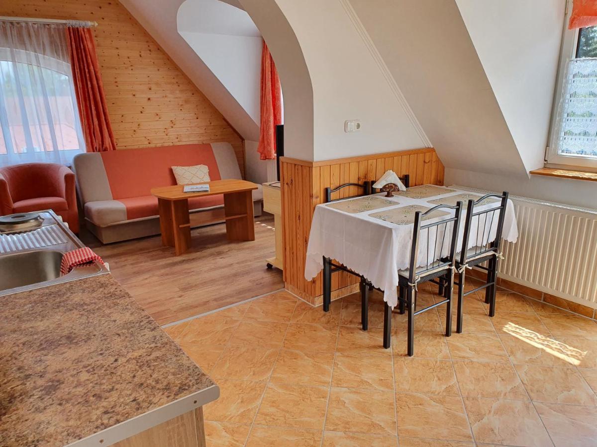 Laguna Apartmanhaz Хевіз Екстер'єр фото